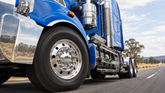 Polished Aluminium vs Chrome Truck Wheels: What’s the Difference?